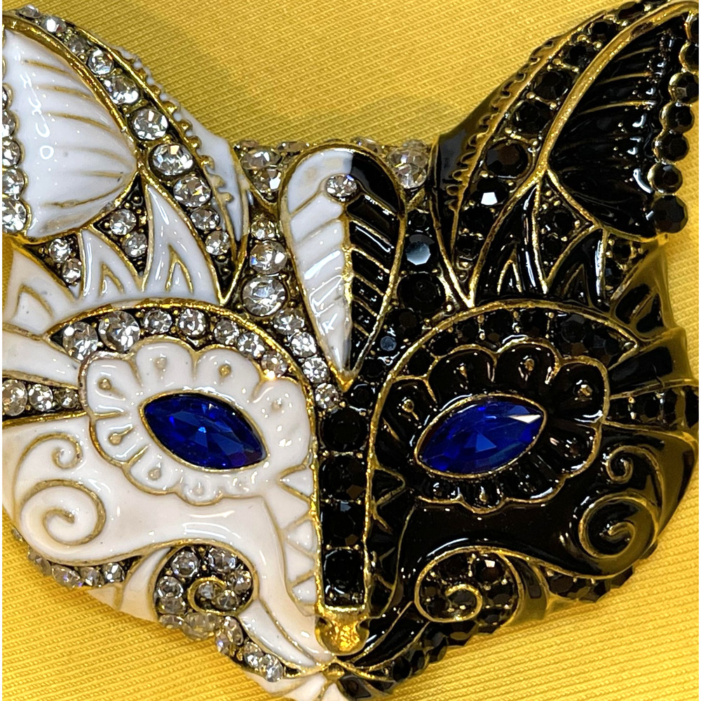 NWOT Large Cat Face Brooch Pin Enamel Rhinestone Mask Mardi Gras Black White